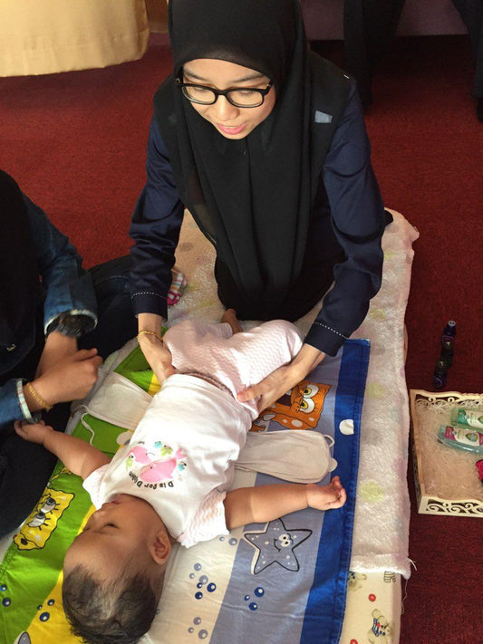 Bayi lebih bijak apabila diurut